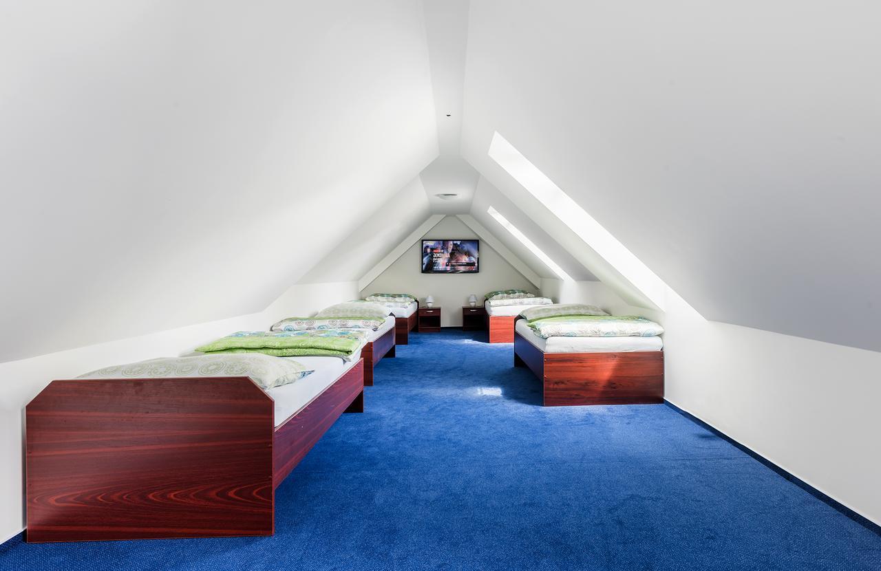 Hotel Pivovar Kácov מראה חיצוני תמונה